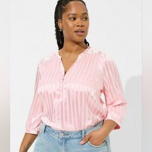 NWT 3X TORRID Harper Satin Pullover 3/4 Sleeve Blouse